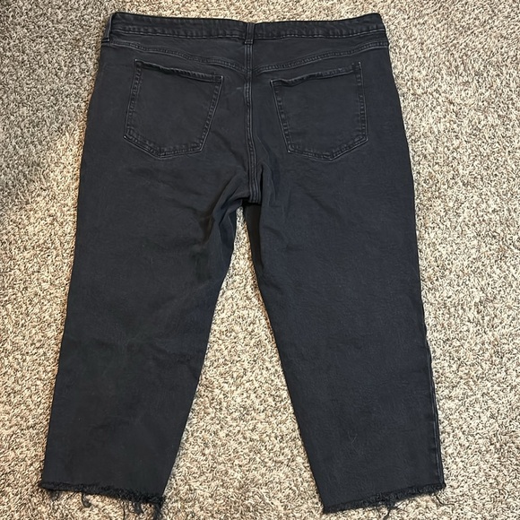 Old Navy Mid-Rise O. G Straight Jeans - Picture 4 of 8